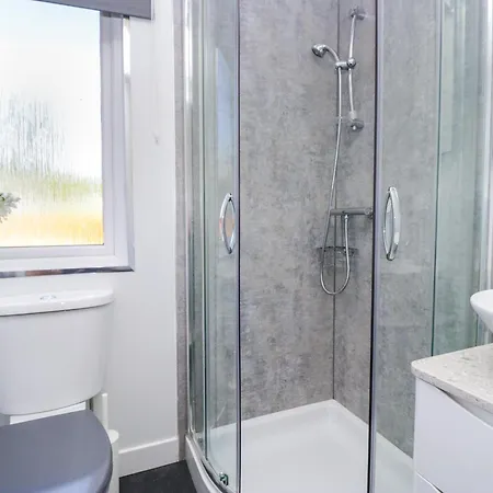 Dovedale Lodge * Windermere