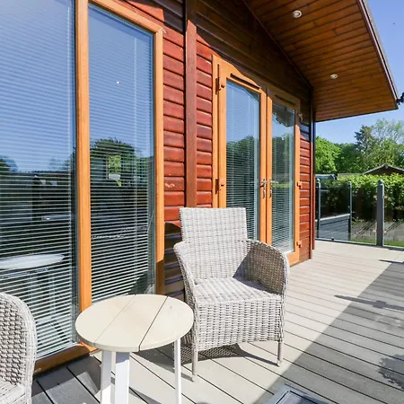Dovedale Lodge