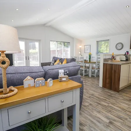 Dovedale Lodge * Windermere